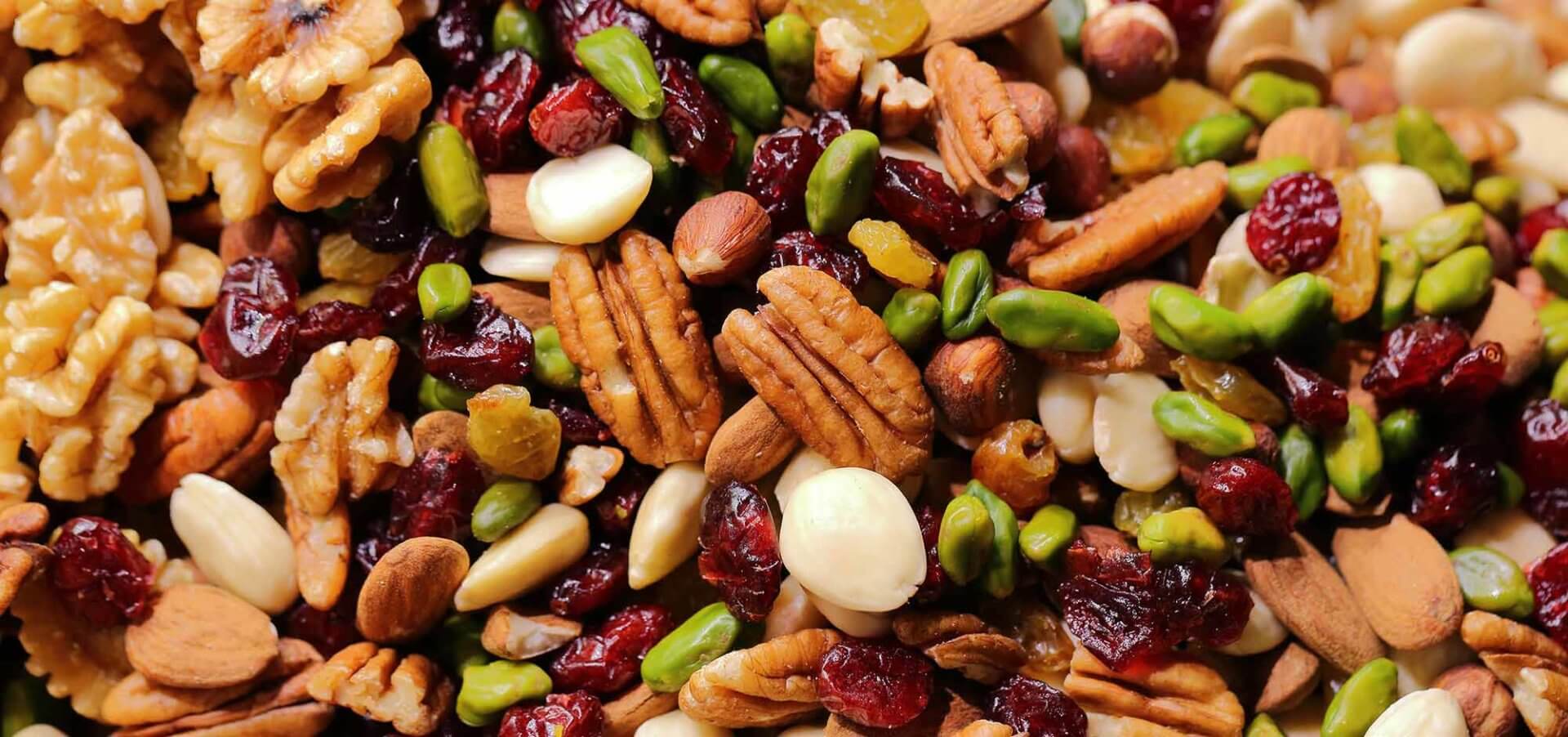 Le granola fait-il grossir ? Graines et fruits à coque